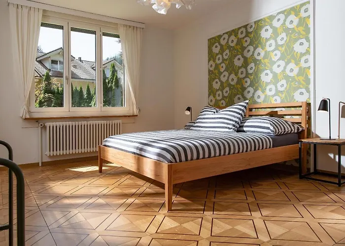 Villa Boutique J87 *